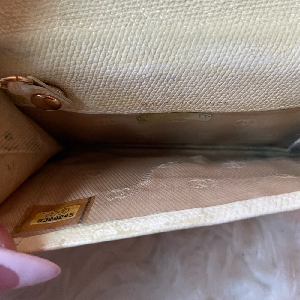 CHANEL🌸 CARD CASE WITH KEY RING✨VINTAGE - Picture 3 of 3